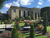 Pod Stoke Park