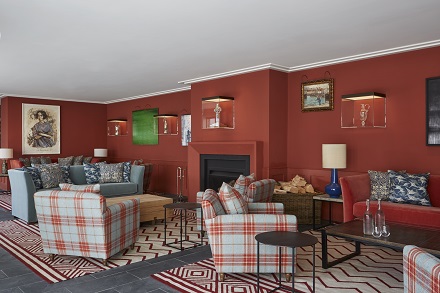 Courtyard Lounge