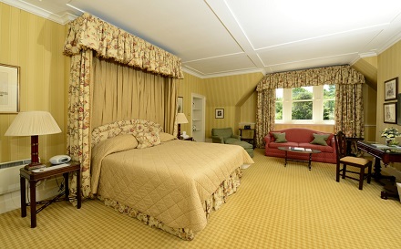 Bedroomlow6