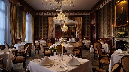 Restaurant Evening 3