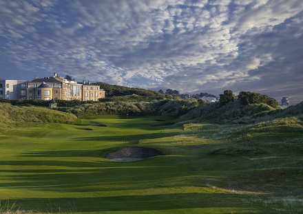 Golf Hotel Hero