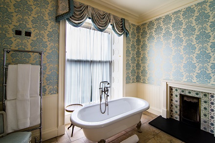 Bathroomshigh2