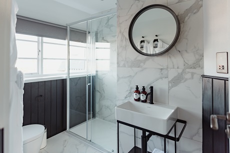 Ensuite