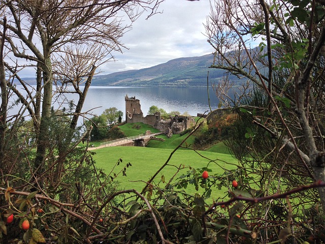 Urquart Castle 570211 640